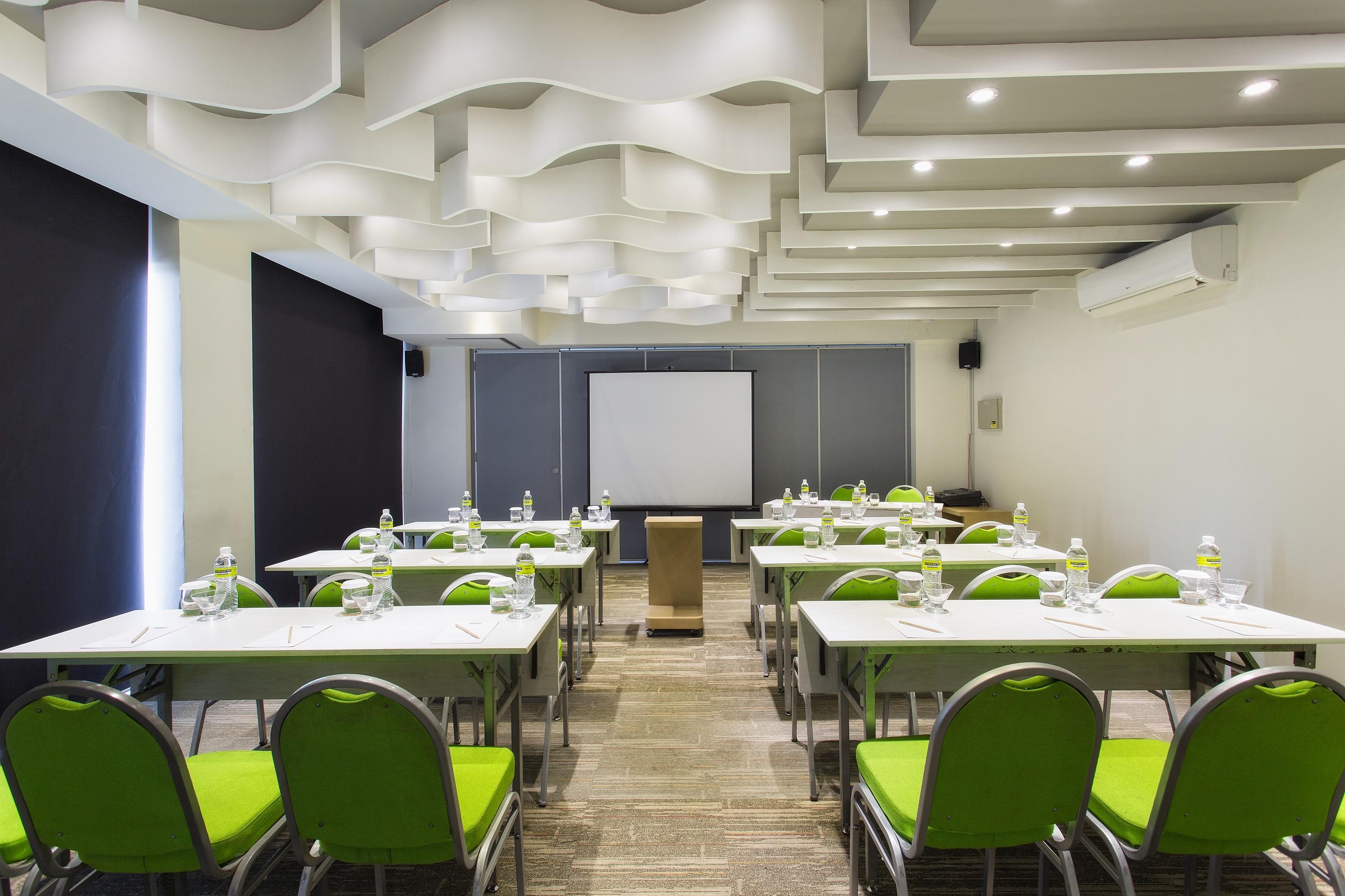Maxonehotels At Bukit Jimbaran מראה חיצוני תמונה