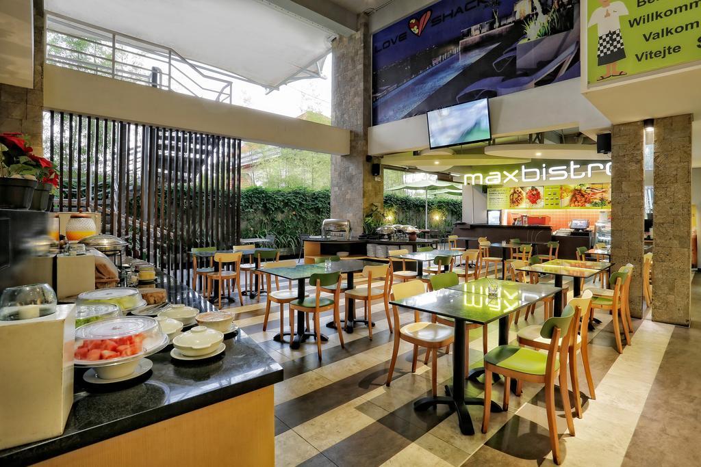 Maxonehotels At Bukit Jimbaran מראה חיצוני תמונה