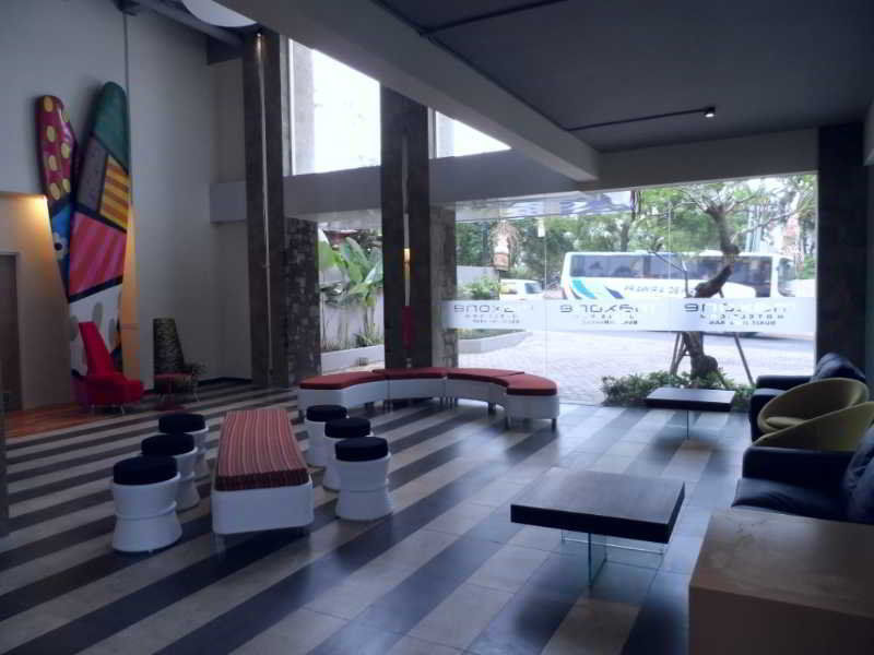 Maxonehotels At Bukit Jimbaran מראה חיצוני תמונה